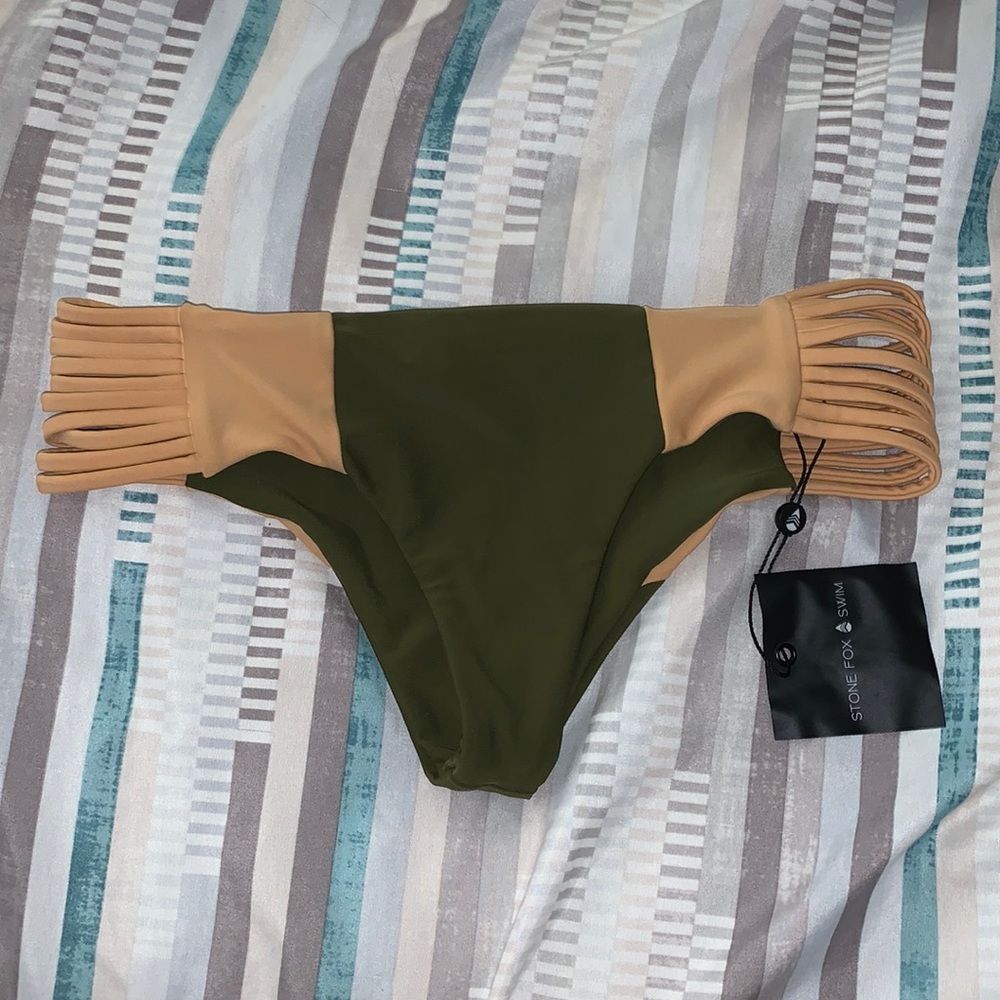 Stone Fox bikini bottom new with tags